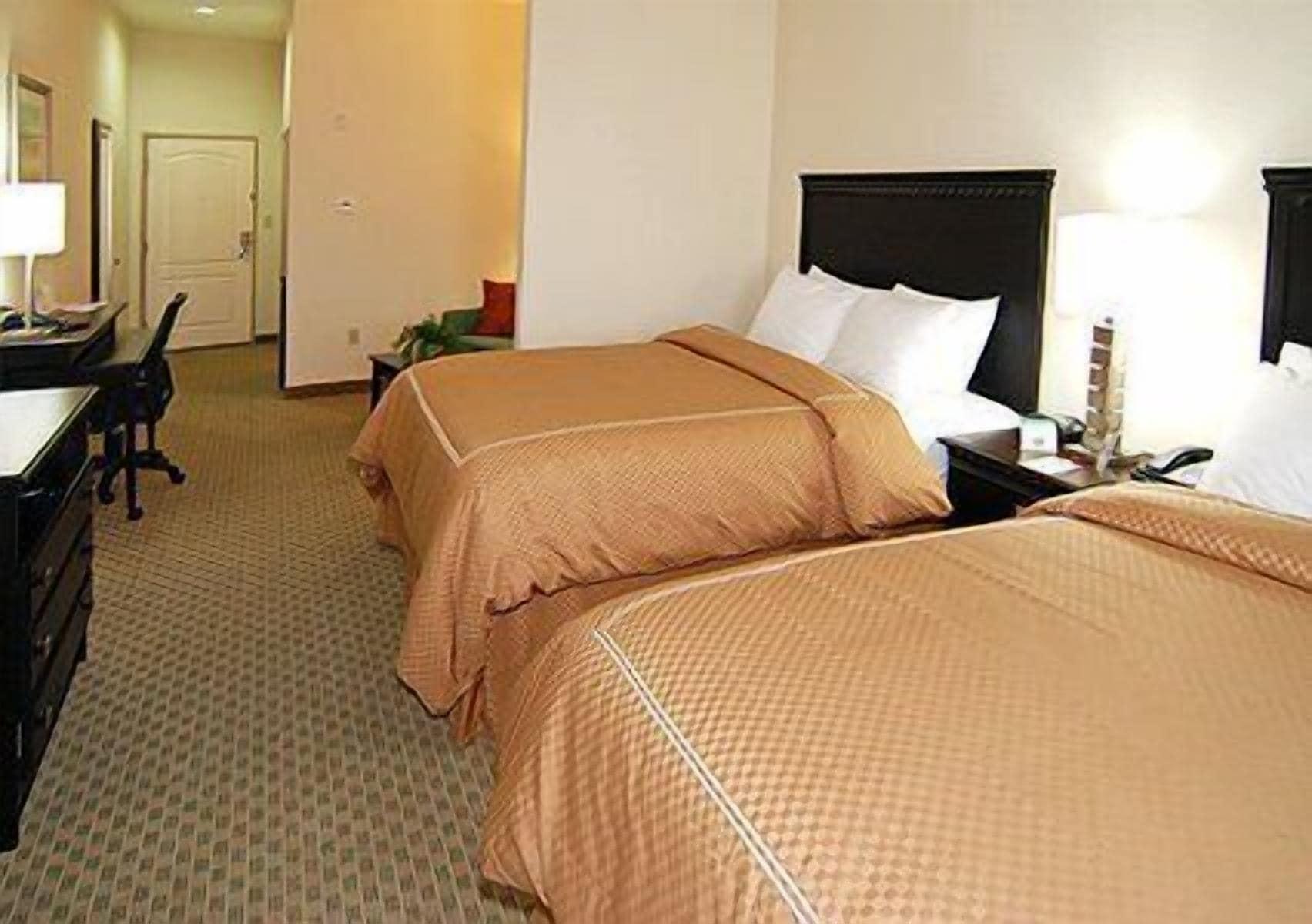 Fairfield By Marriott Inn & Suites Hillsboro Exterior foto
